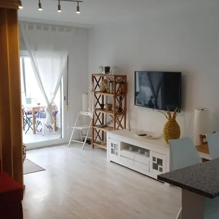Apartament Yucas Sun&beach * 푸엔히롤라