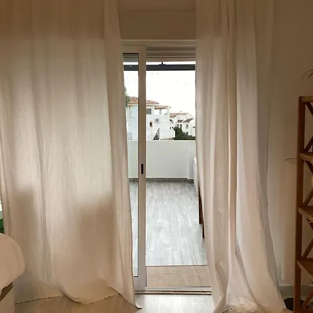 Apartament Yucas Sun&beach * 푸엔히롤라